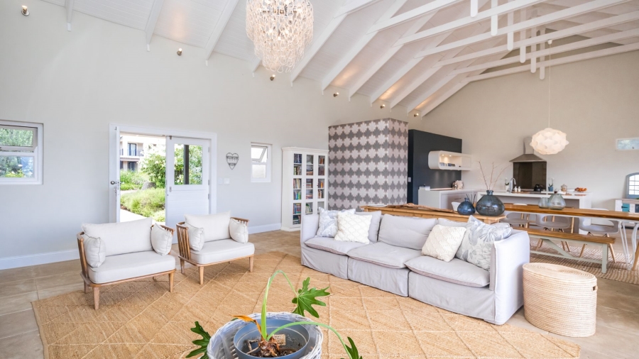 4 Bedroom Property for Sale in The Coves North West